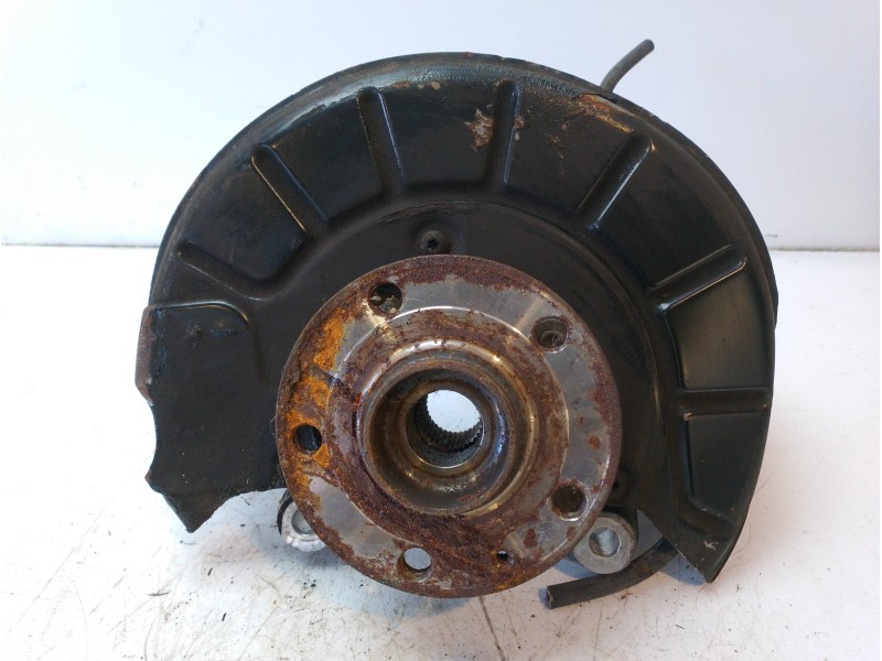 Recambio de mangueta delantera derecha para volkswagen passat berlina (3c2) referencia OEM IAM 3C0407254F  
