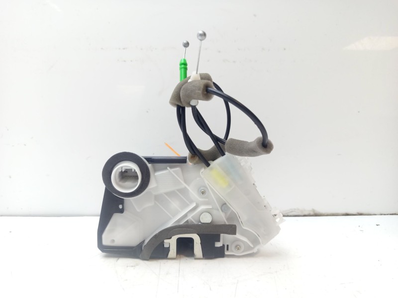 Recambio de cerradura puerta delantera izquierda para toyota yaris cross (mxp_) 1.5 hybrid (mxpj10) referencia OEM IAM 69040K004
