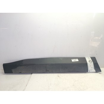 MOLDURA INFERIOR PUERTA DELANTERA IZQUIERDA 7507442040 
