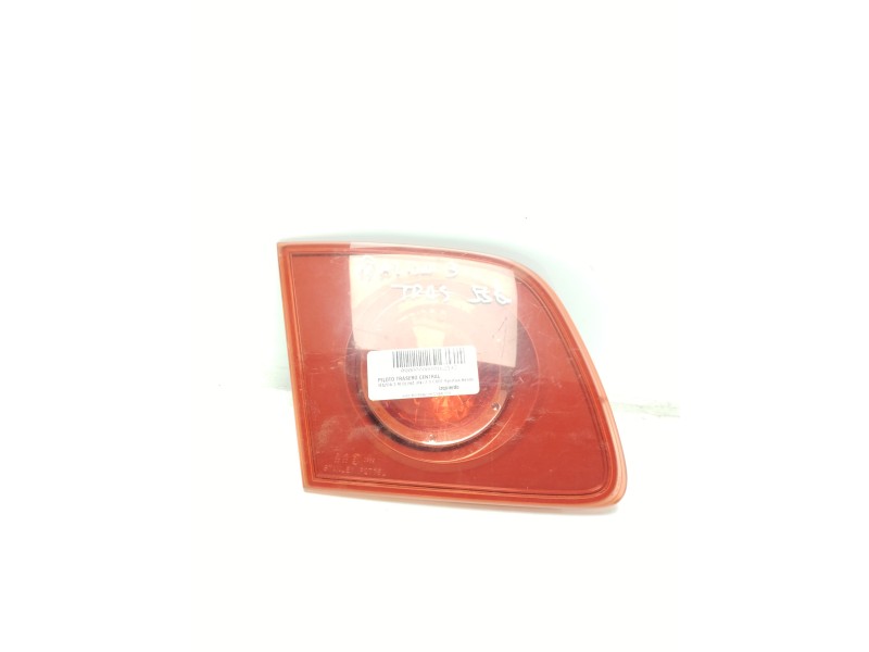 Recambio de piloto trasero central para mazda 3 berlina (bk) 1.6 crdt sportive referencia OEM IAM   