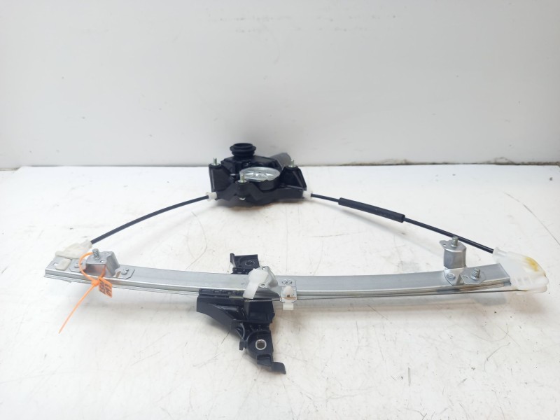 Recambio de elevalunas trasero derecho para toyota yaris cross (mxp_) 1.5 hybrid (mxpj10) referencia OEM IAM 698300D500  