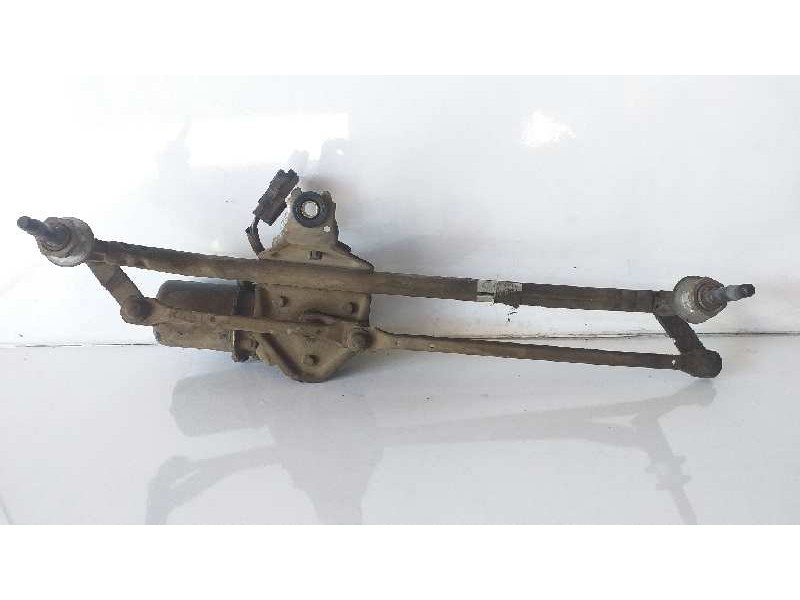 Recambio de articulacion limpia delantera para renault trafic caja cerrada (ab 4.01) 1.9 diesel referencia OEM IAM 8200423479  