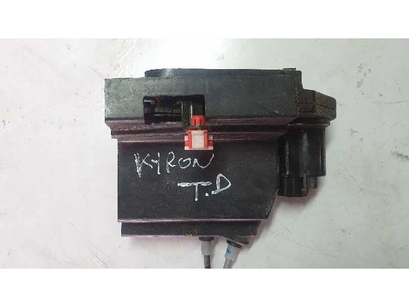 Recambio de cerradura puerta trasera derecha para ssangyong kyron 2.0 referencia OEM IAM 7132009005  