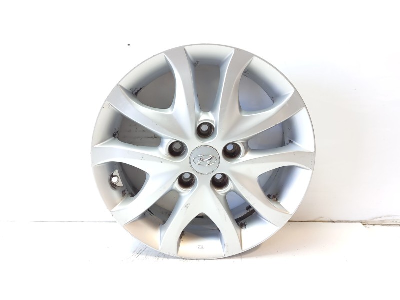 Recambio de llanta para hyundai i30cw 1.6 crdi cat referencia OEM IAM 529102L260  