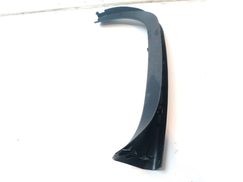 Recambio de molduras traseras para toyota c-hr referencia OEM IAM 67937F4010C1 67937F4010 