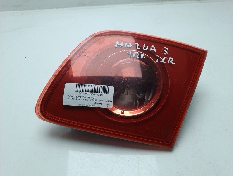 Recambio de piloto trasero central para mazda 3 berlina (bk) 1.6 crdt sportive referencia OEM IAM   