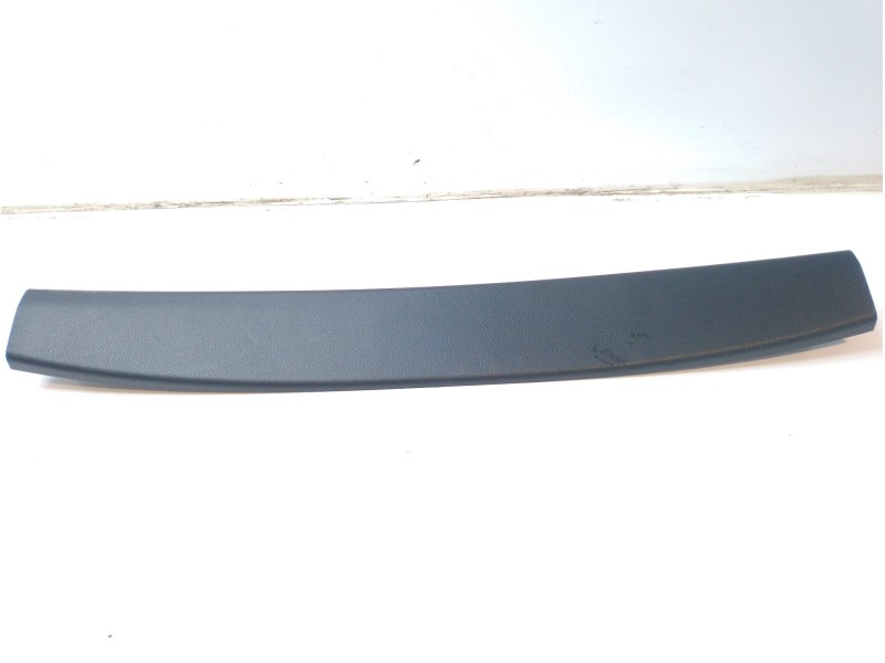 Recambio de molduras traseras para toyota c-hr referencia OEM IAM 64790F4010C1 64790F4010 