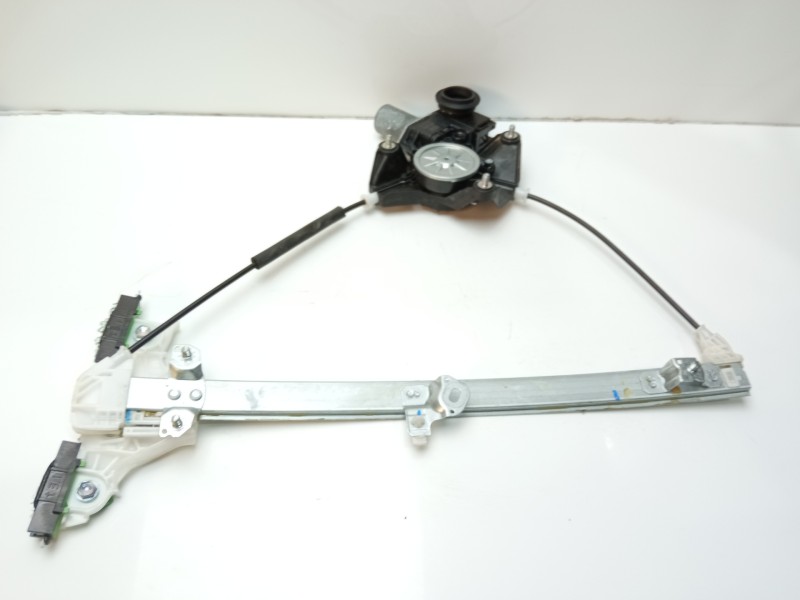 Recambio de elevalunas trasero izquierdo para toyota yaris active referencia OEM IAM 69840K0010 85720K0010 