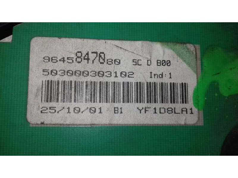 Recambio de cuadro instrumentos para peugeot 206 berlina play station 2 referencia OEM IAM 9645847080  