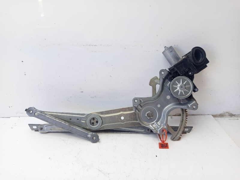 Recambio de elevalunas delantero izquierdo para lexus nx 300h 2wd referencia OEM IAM 8572078011  