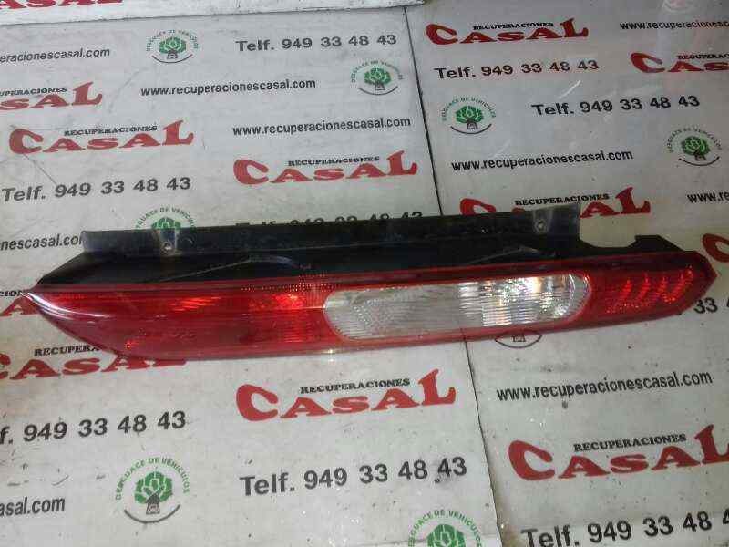 Recambio de piloto trasero derecho para ford focus berlina (cap) ghia referencia OEM IAM 4M5113404A  