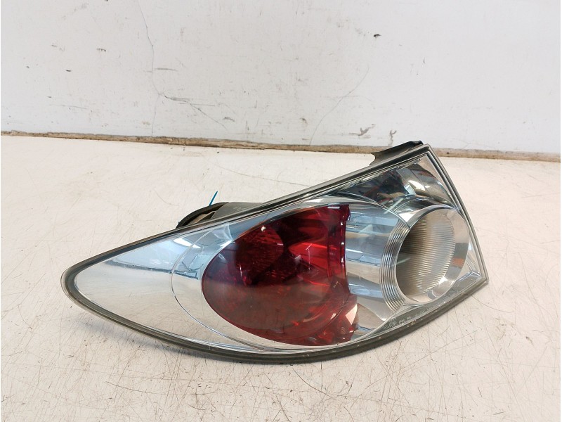 Recambio de piloto trasero izquierdo para mazda 6 hatchback (gg) 2.0 di (gg14) referencia OEM IAM GJ6A51160E  