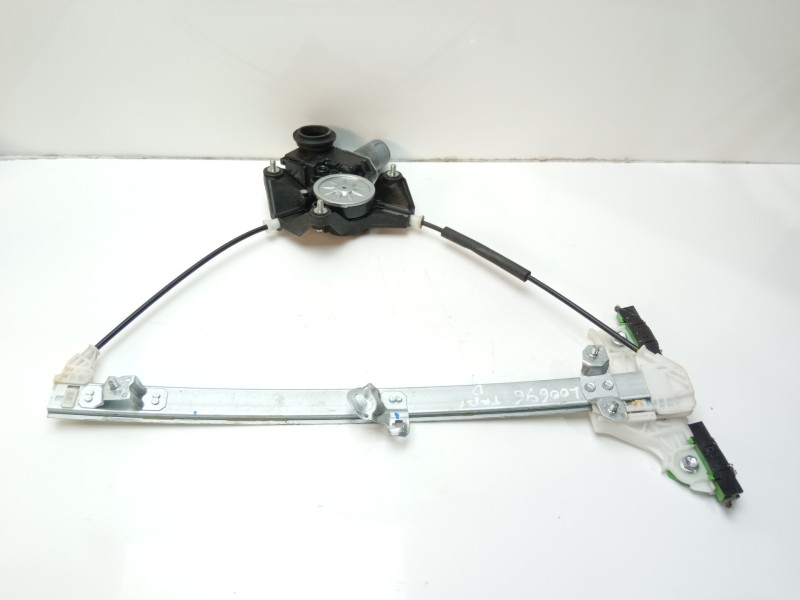Recambio de elevalunas trasero derecho para toyota yaris active referencia OEM IAM 69830K0010 85710K0010 
