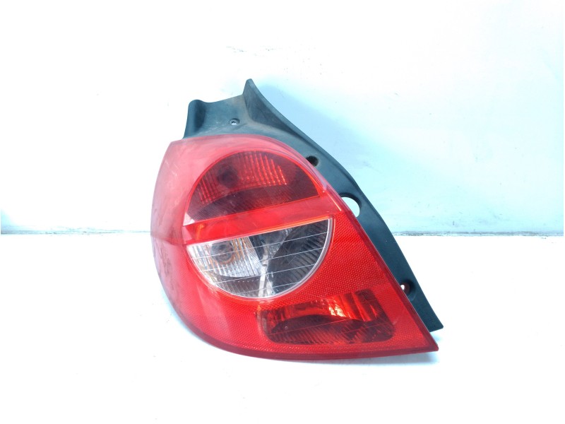 Recambio de piloto trasero izquierdo para renault clio iii 1.5 dci diesel cat referencia OEM IAM 8200459962  