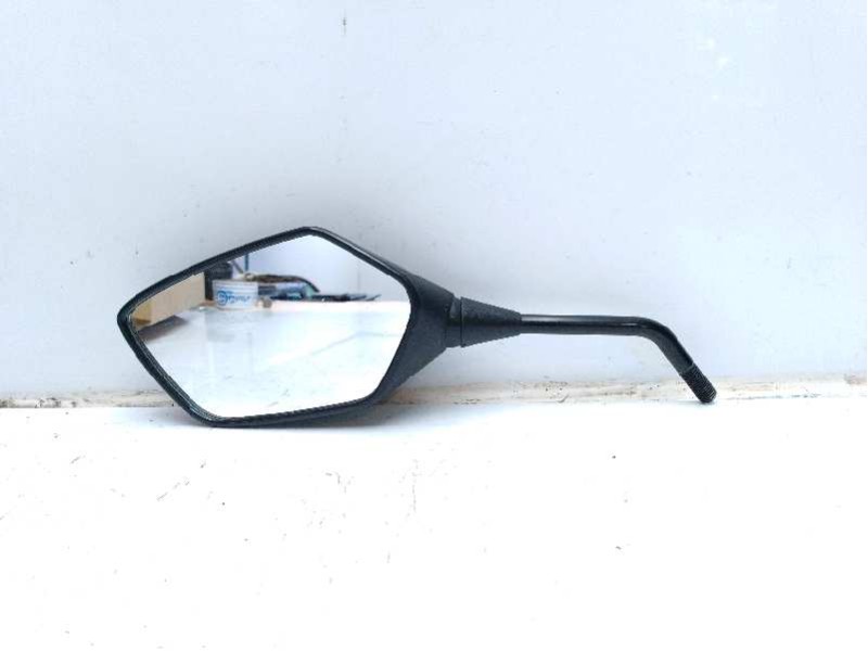 Recambio de retrovisor izquierdo para honda pcx 125 referencia OEM IAM 88220K96V01  