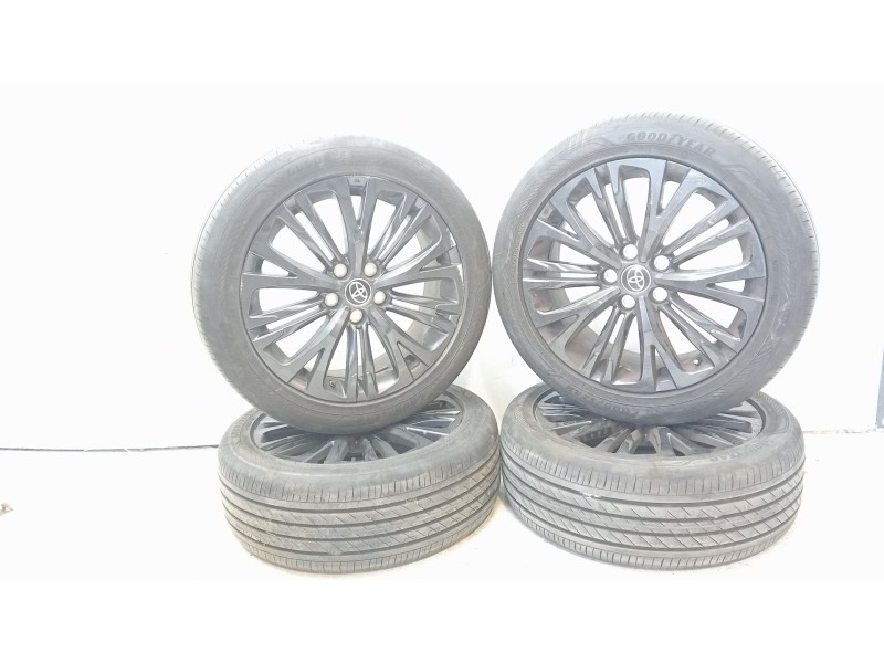 Recambio de juego llantas para toyota yaris (_p21_, _pa1_, _ph1_) 1.5 hybrid (mxph10) referencia OEM IAM   CMS1118