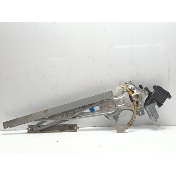 ELEVALUNAS DELANTERO IZQUIERDO 698200D041 