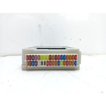 CAJA RELES / FUSIBLES 82730F4010 89221F4120 