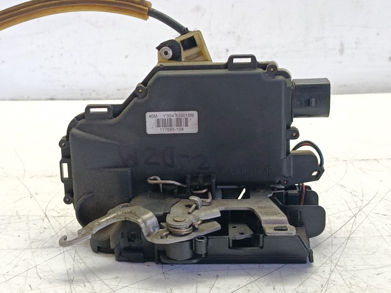 Recambio de cerradura puerta trasera derecha para seat leon (1m1) 1.9 tdi referencia OEM IAM 3B4839016AL  