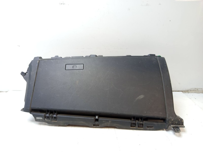 Recambio de guantera para toyota c-hr referencia OEM IAM 55550F4032C1  
