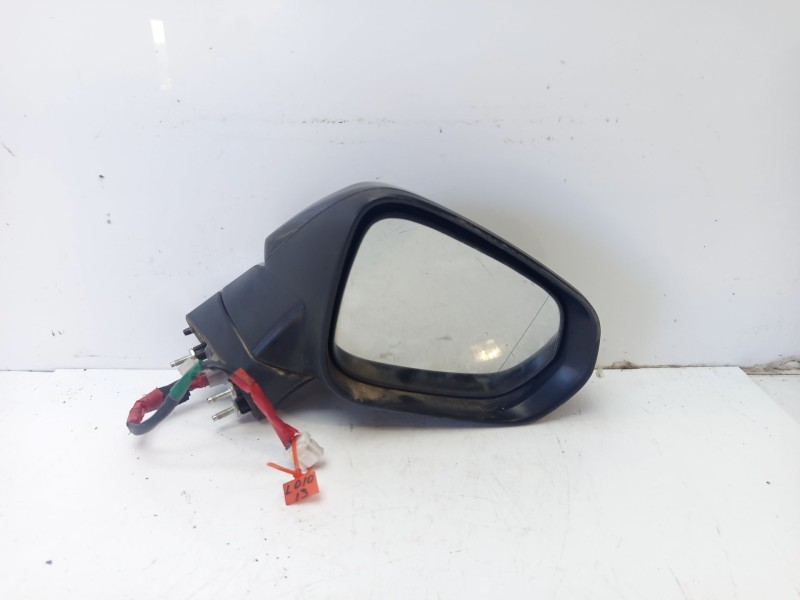 Recambio de retrovisor derecho para lexus nx 300h 2wd referencia OEM IAM 8791078051C0  