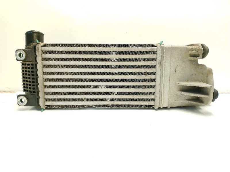 Recambio de intercooler para toyota auris 1.4 turbodiesel cat referencia OEM IAM 179000N040 JD1271005350 