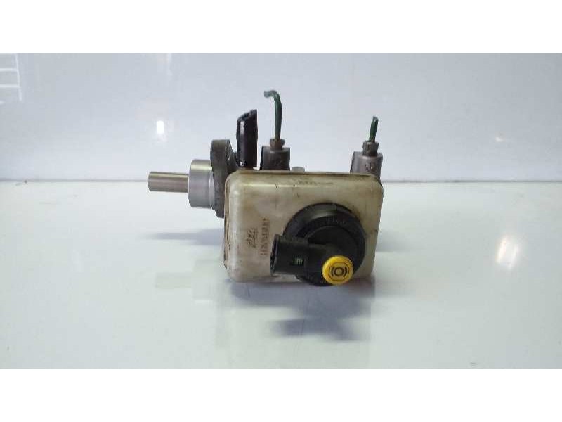 Recambio de bomba freno para dacia sandero ambiance referencia OEM IAM 03350890461  