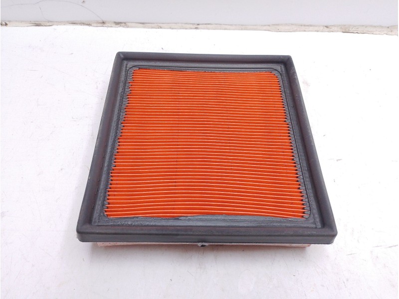Recambio de filtro aire para toyota yaris 1.5 16v cat referencia OEM IAM 17801k0030  