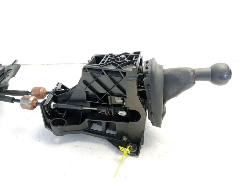 Recambio de palanca cambio para toyota proace verso referencia OEM IAM SU001B6130  
