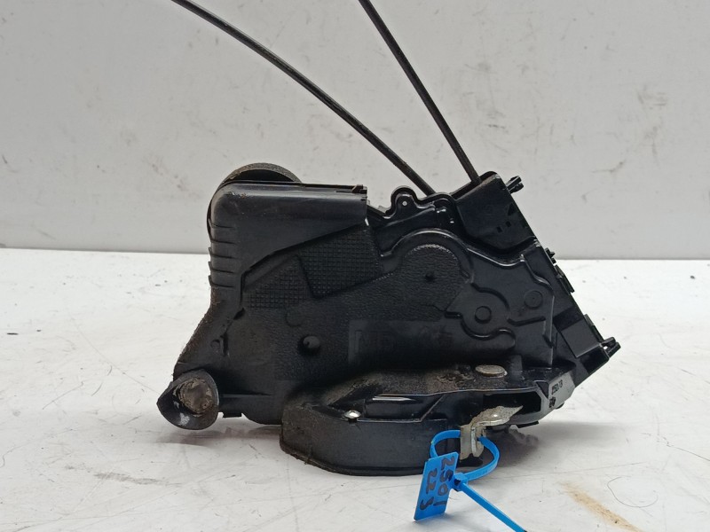 Recambio de cerradura puerta delantera derecha para toyota yaris (_p9_) 1.3 vvt-i (scp90_) referencia OEM IAM 690300D140  