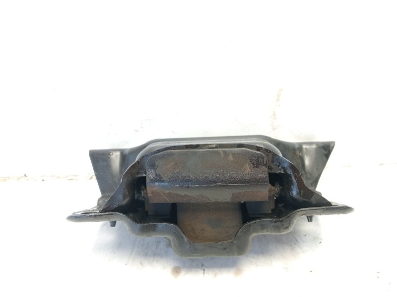 Recambio de soporte motor izquierdo para seat leon (5f1) referencia OEM IAM 5Q0199555BG  