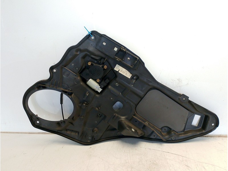 Recambio de elevalunas trasero derecho para mazda 6 hatchback (gg) 2.0 di (gg14) referencia OEM IAM GJ6A72590G  