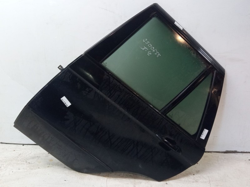 Recambio de puerta trasera izquierda para bmw x5 (e53) 3.0 d referencia OEM IAM 41528256827  