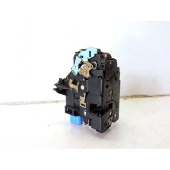 CERRADURA PUERTA DELANTERA DERECHA 3D1837016 