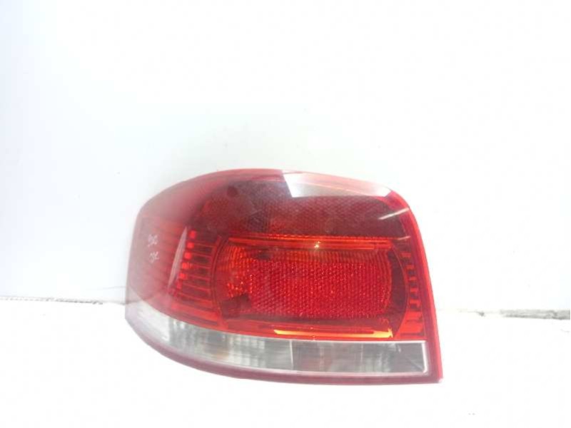 Recambio de piloto trasero izquierdo para audi a3 (8p) 2.0 tdi ambiente referencia OEM IAM 8P0945095A  